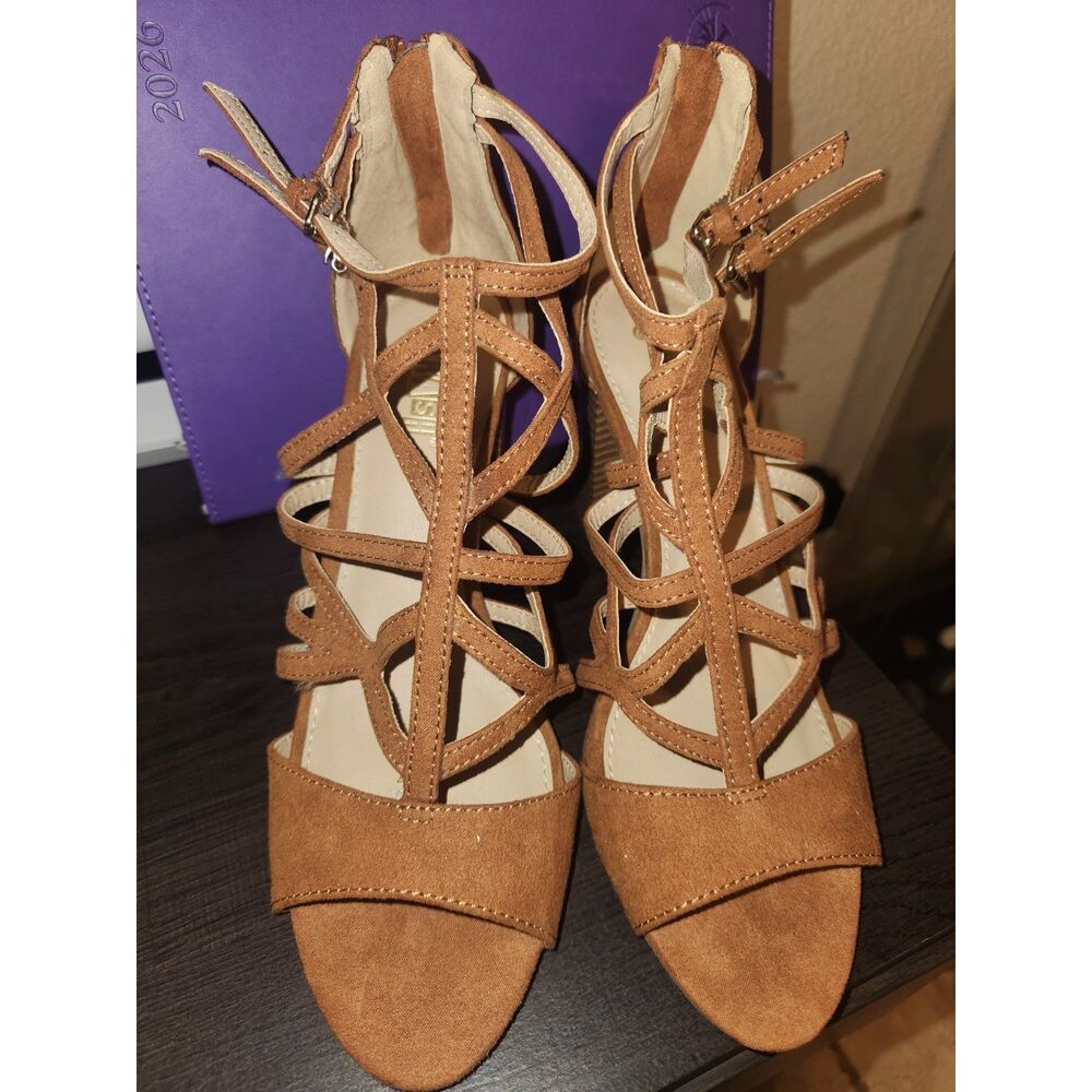 Brash Tan Heels Open Toe Women's Size 8 Block Heel Sandal Strappy Dressy Casual